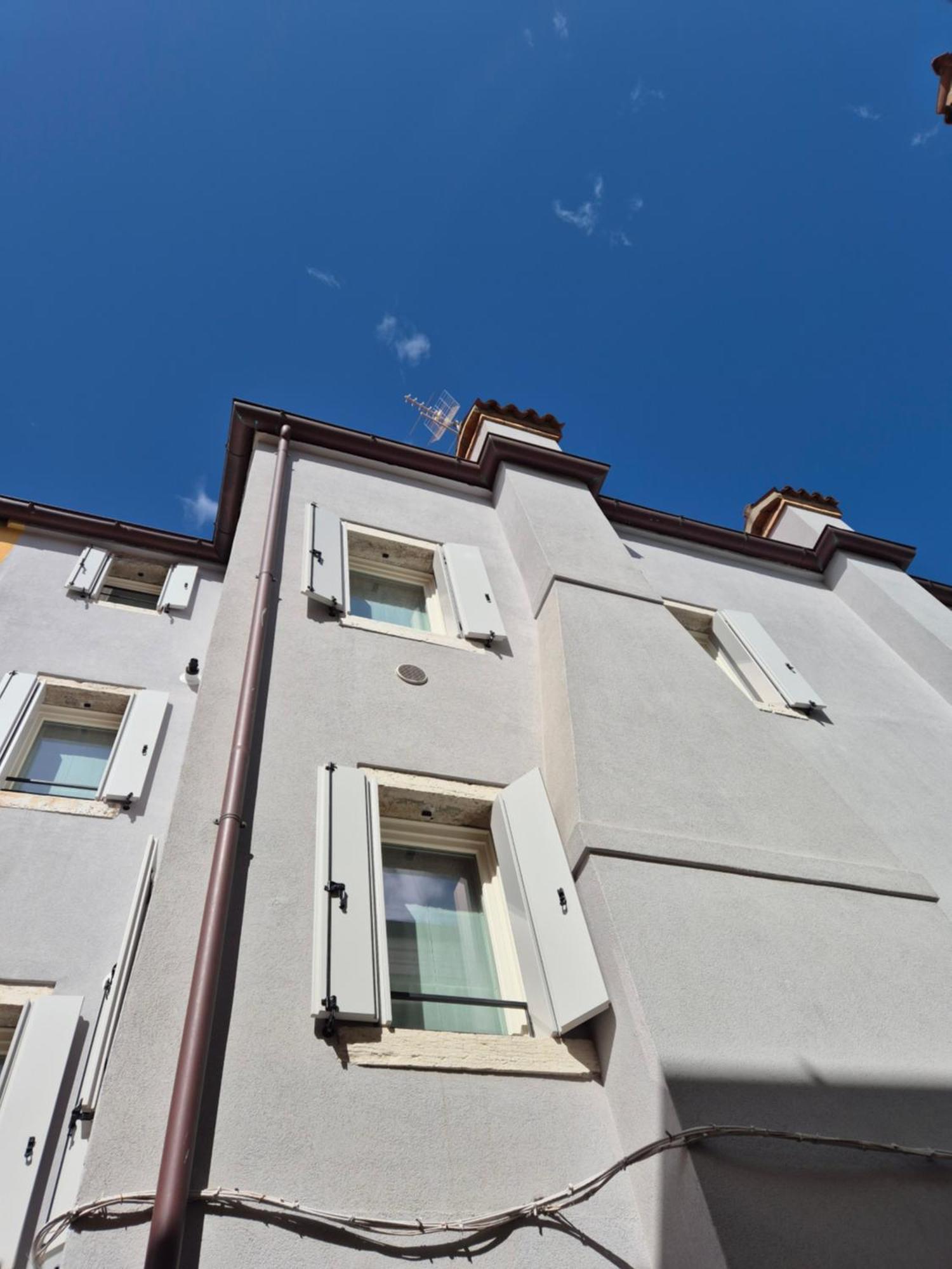 Iris House Apartment Чоджия Екстериор снимка