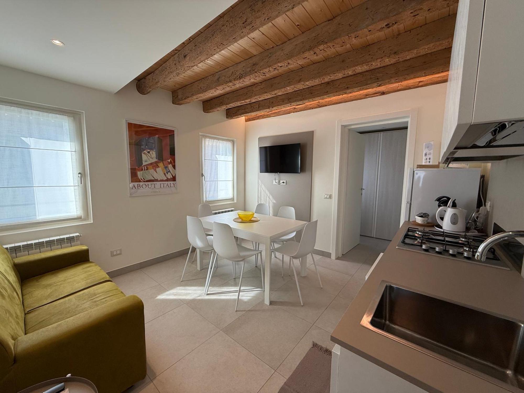 Iris House Apartment Чоджия Екстериор снимка